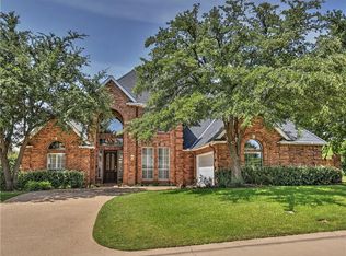 6500 Castle Pines Rd, Fort Worth, TX 76132