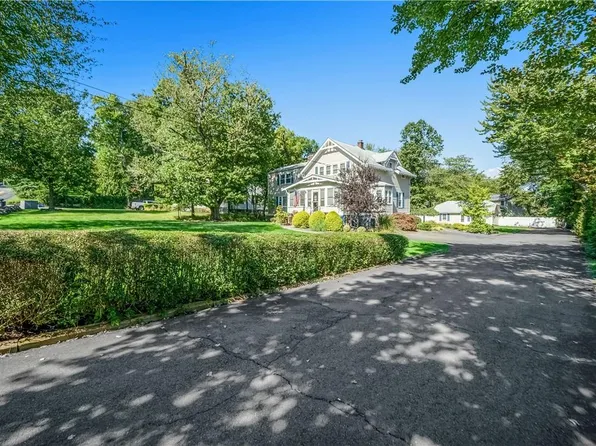 297 Orangeburg Road, Pearl River, NY 10965