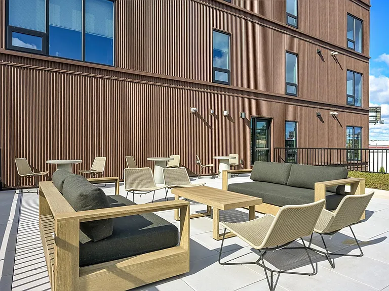 Shelby Commons — Photo 10