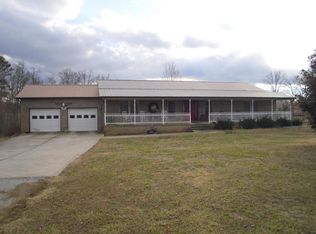 106 Barbara Ct, Grimsley, TN 38565