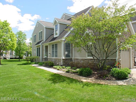 2nd image of 26426 Island Lake Dr #24