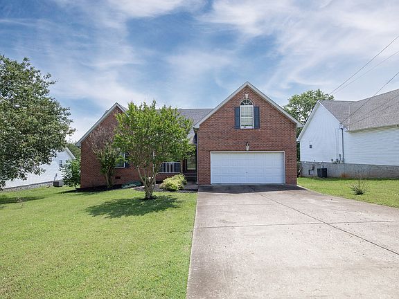 3rd image of 425 Dellwood Dr