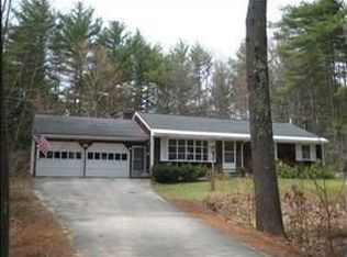 12 Old Coach Ln, Amherst, NH 03031