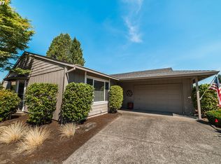 9555 SW Summerfield Dr, Tigard, OR