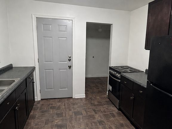 5th image of 1391 W Ave Nw