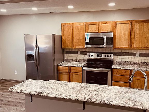 4th image of 696 Gordon Smith Blvd APT 12