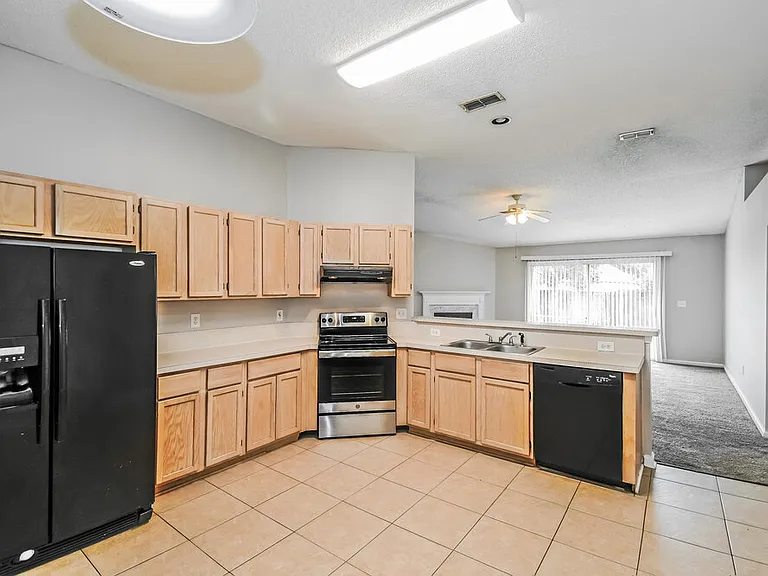 427 Federal Hill Rd — Photo 7