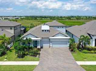 5620 Soft Skies Dr, Sarasota, FL 34238