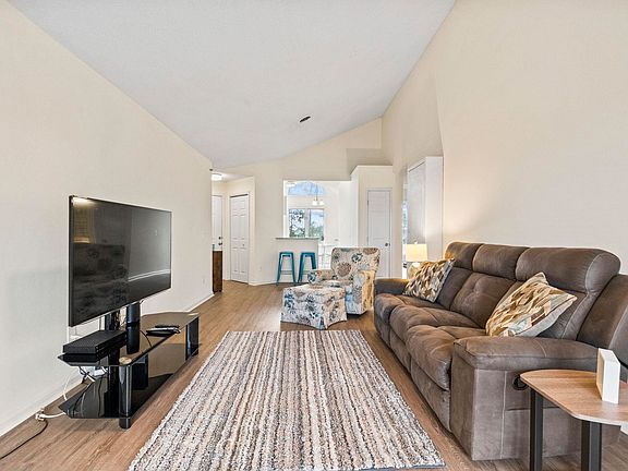 5th image of 200 Landing Rd. #135