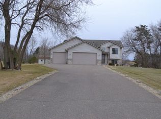 34074 Grange Cir, Stacy, MN 55079