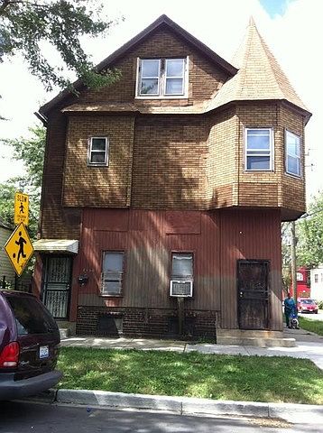 2nd image of 8400 S Mackinaw Ave