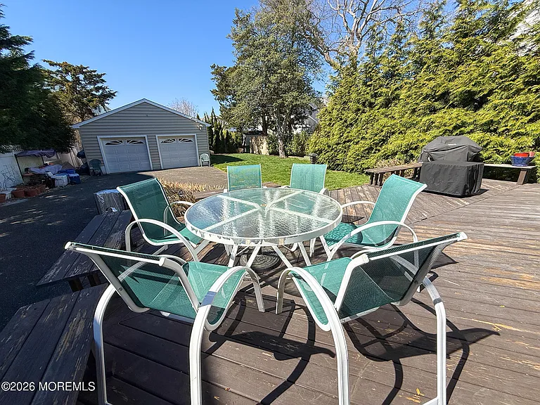 25 Ocean Ave — Photo 38