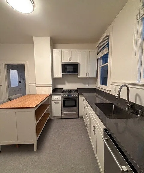 1421 Hyde St #1 — Photo 6