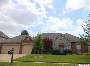 3703 W Twin Oaks Pl, Broken Arrow, OK 74012