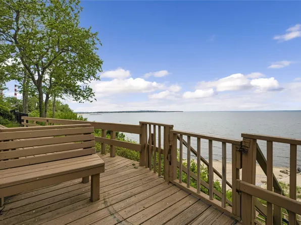 3 Hewitt Drive, Northport, NY 11768