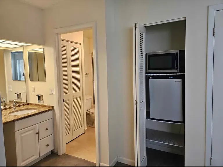 8705 Cove Ct #8705 — Photo 10