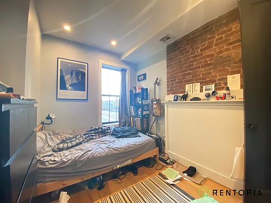 Rented by Rentopia | media 21