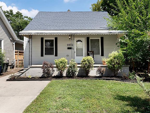 3rd image of 1032 Josephine Ave