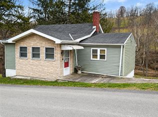 101 Fishpot Rd, Fredericktown, PA 15333