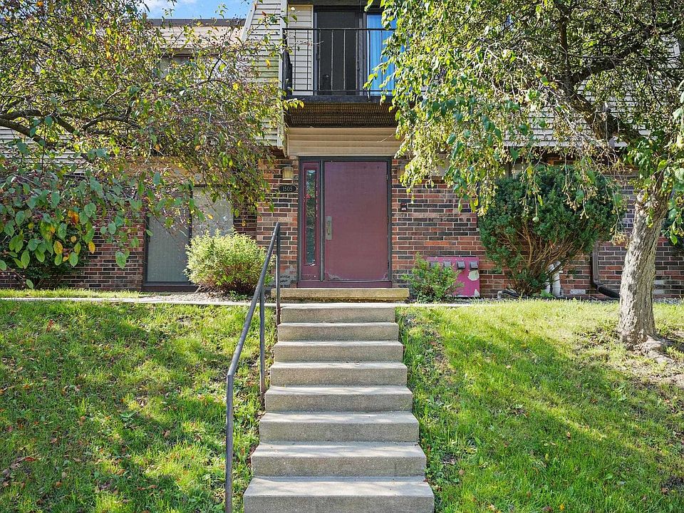 1st image of 1505 Martin St Unit 8
