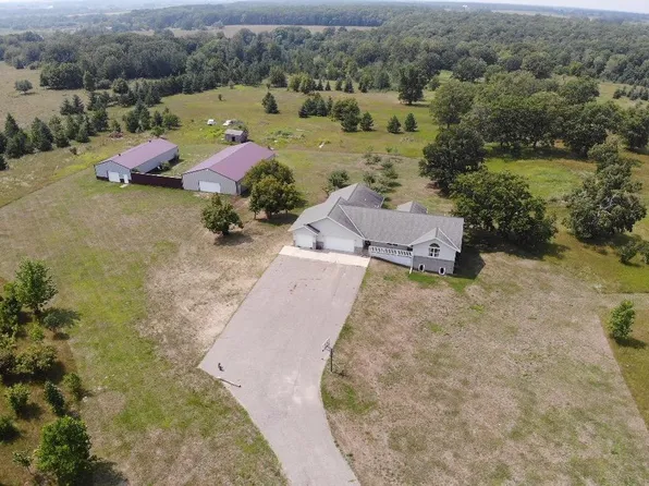 18851 121st Ave, Wadena, MN 56482