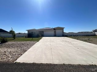 4535 NW Purple Sage Cir, Mountain Home, ID 83647