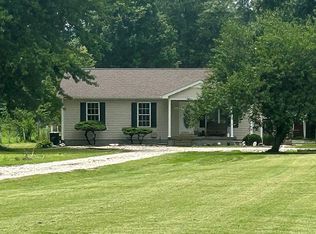 6411 Hibernia Rd, Charlestown, IN 47111