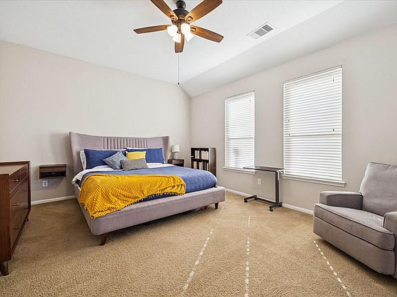 5th image of 3332 Masters Point Dr