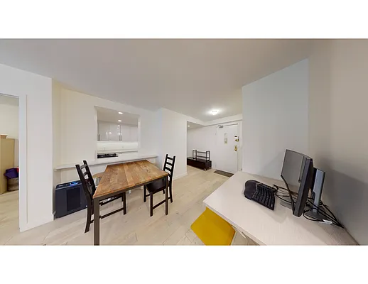 Rented by Bond New York | media 2