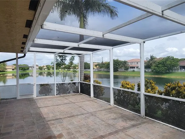 8765 SW 208th St, Cutler Bay, FL 33189