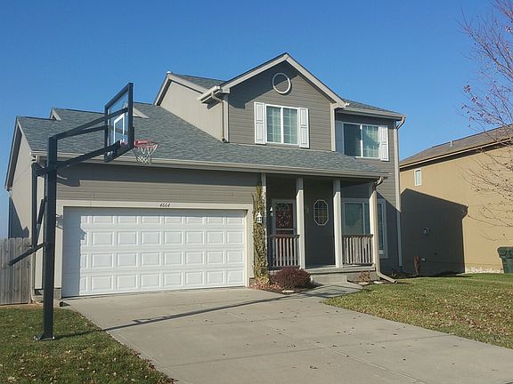 4th image of 4664 N 163rd St