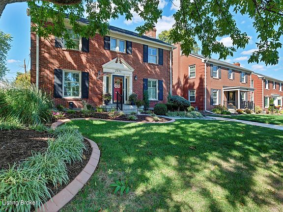 3rd image of 2225 Brighton Dr