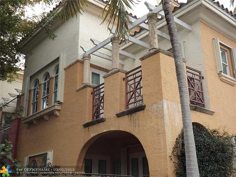 1st image of 18395 NE 30th Ct #18395