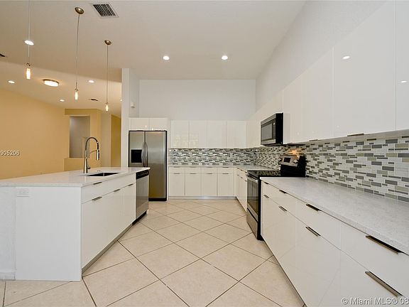 2nd image of 1259 Peregrine Way #0