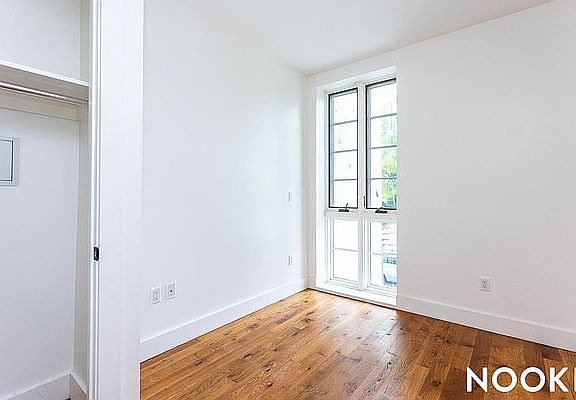 3rd image of 492 Lefferts Ave APT 2D