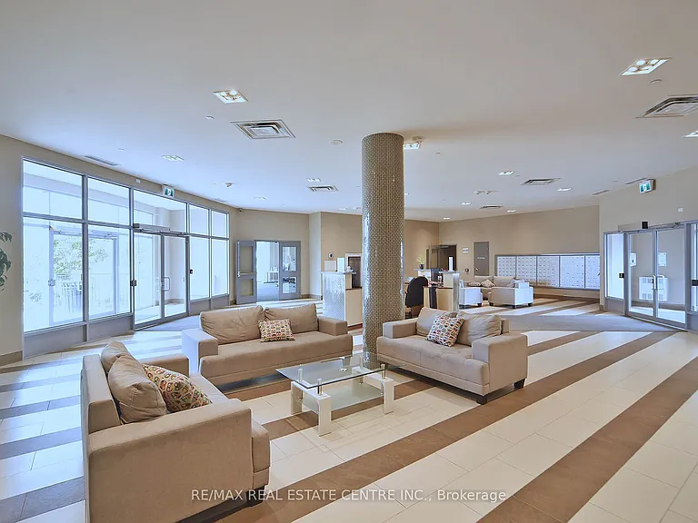 2152 Lawrence Ave E #608 — Photo 15