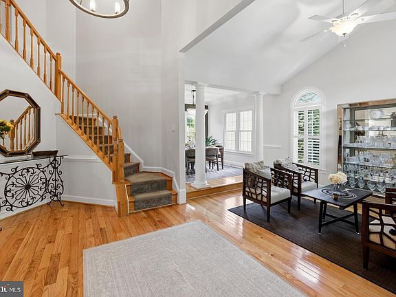 4th image of 6732 Churchill Rd