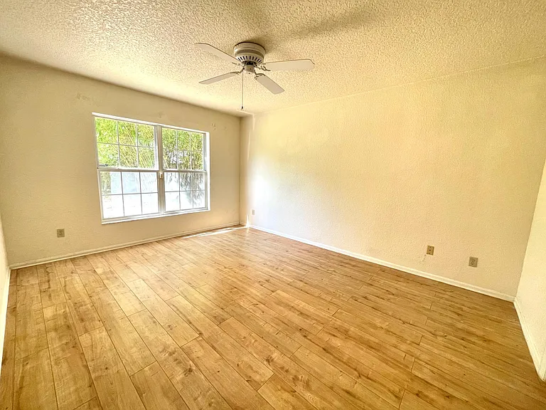 3029 Barrymore Ct — Photo 13