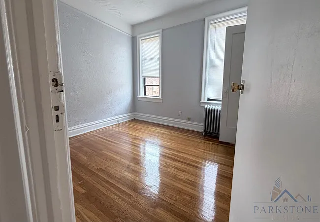 323 Fairmount Ave #54 — Photo 4