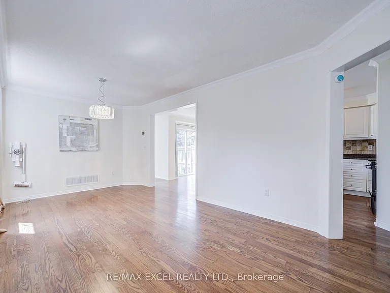 43 Beaumaris Cres — Photo 9
