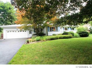 98 Holley Ridge Cir, Rochester, NY 14625