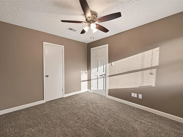 7338 Cornwall Bridge Ln — Photo 27