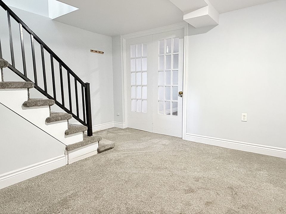 1st image of 1257 Pelissier St