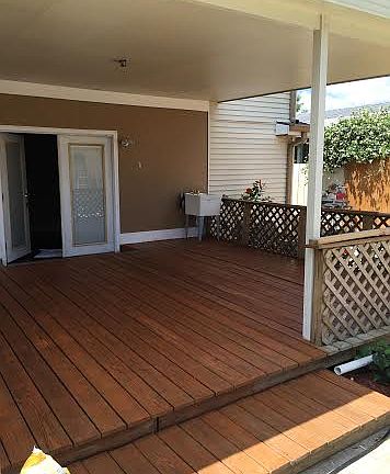 WOOD DECK