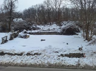 546 W 2nd St, Maysville, KY 41056