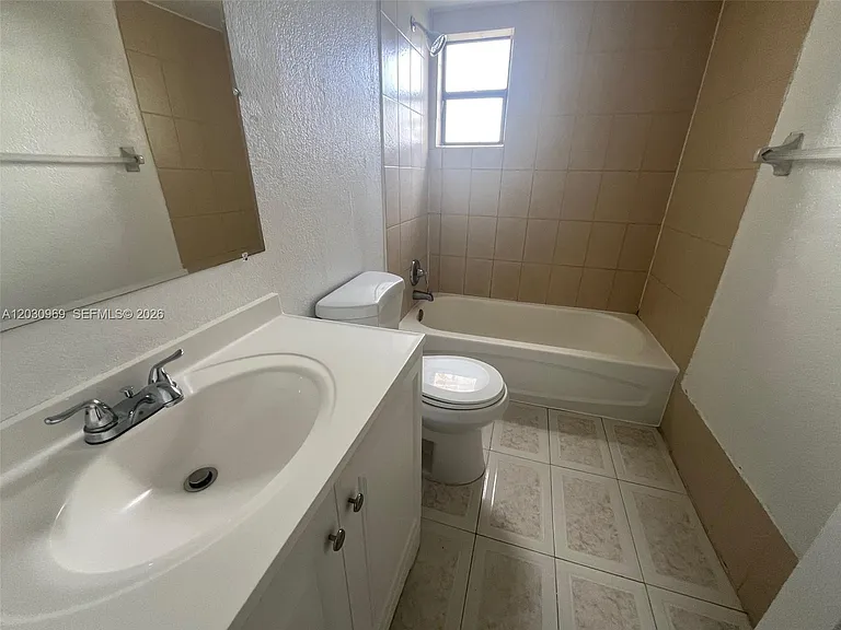 801 NW 47th Ave #820W — Photo 8