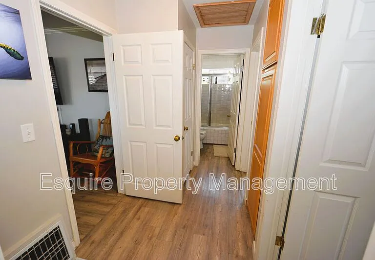 121 Jordan Ave — Photo 7