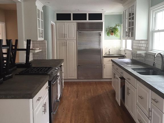 5th image of 3444 Olive Ave