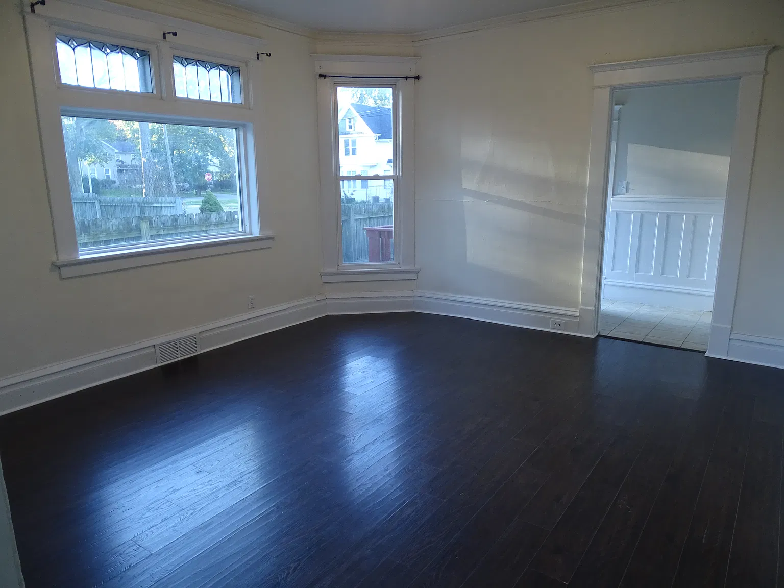 2 bed, $1,025 — Photo 2