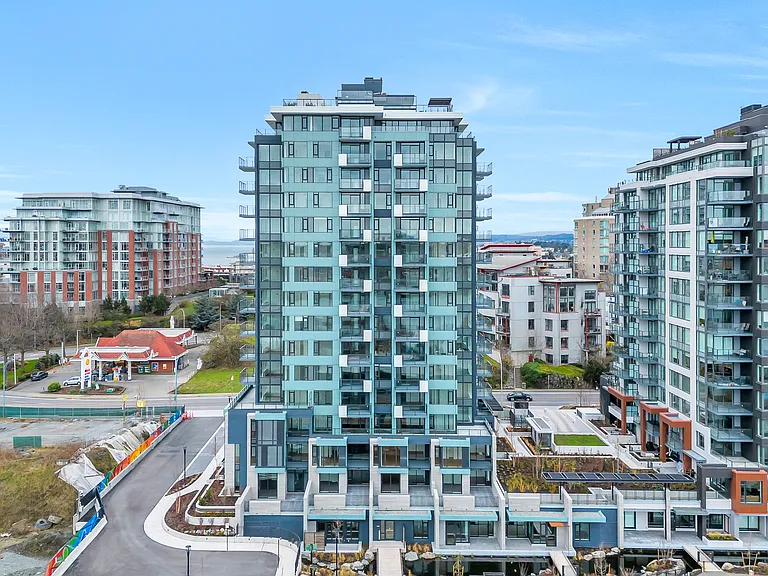 359 Tyee Rd — Photo 60